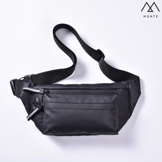 Waterproof Belt Bag กระเป๋าคาดอก มีช่องใส่หูฟัง กันน้ำได้